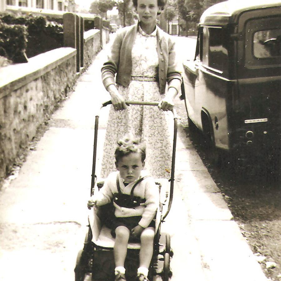 Photograph 4 from the life of Nigel Bray